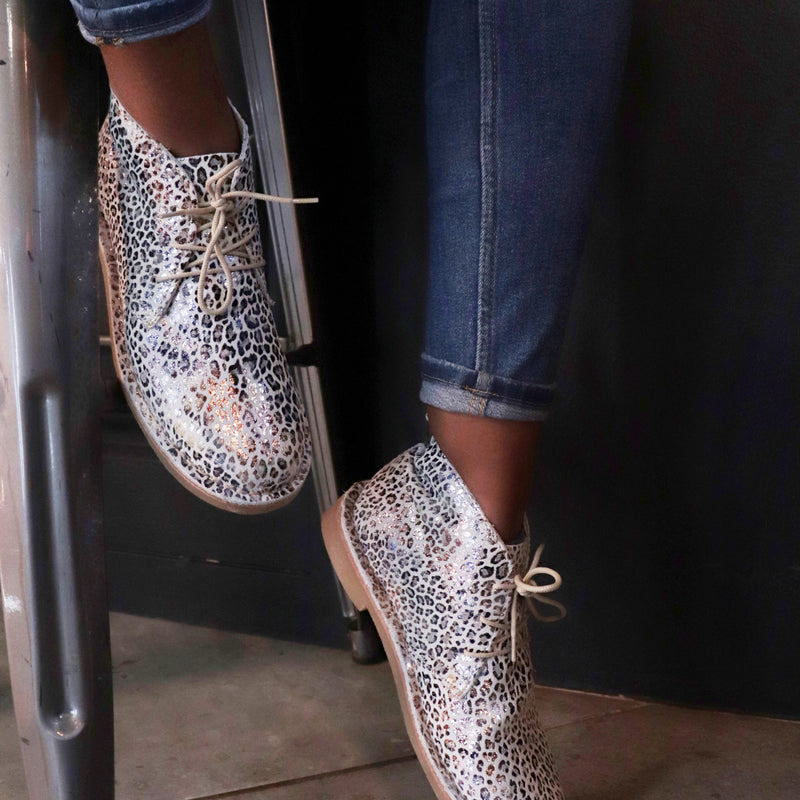 Dreamer Silver Leopard Vellie