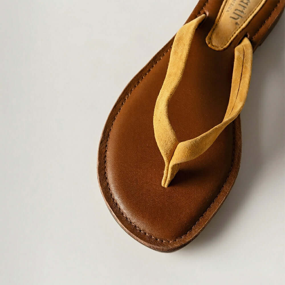 New Earth Felpe Velour Sandal Angle